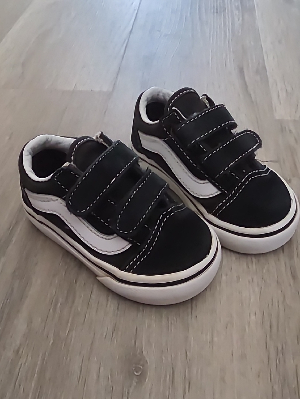 Vans Toddler Old Skool V - Toddler 4